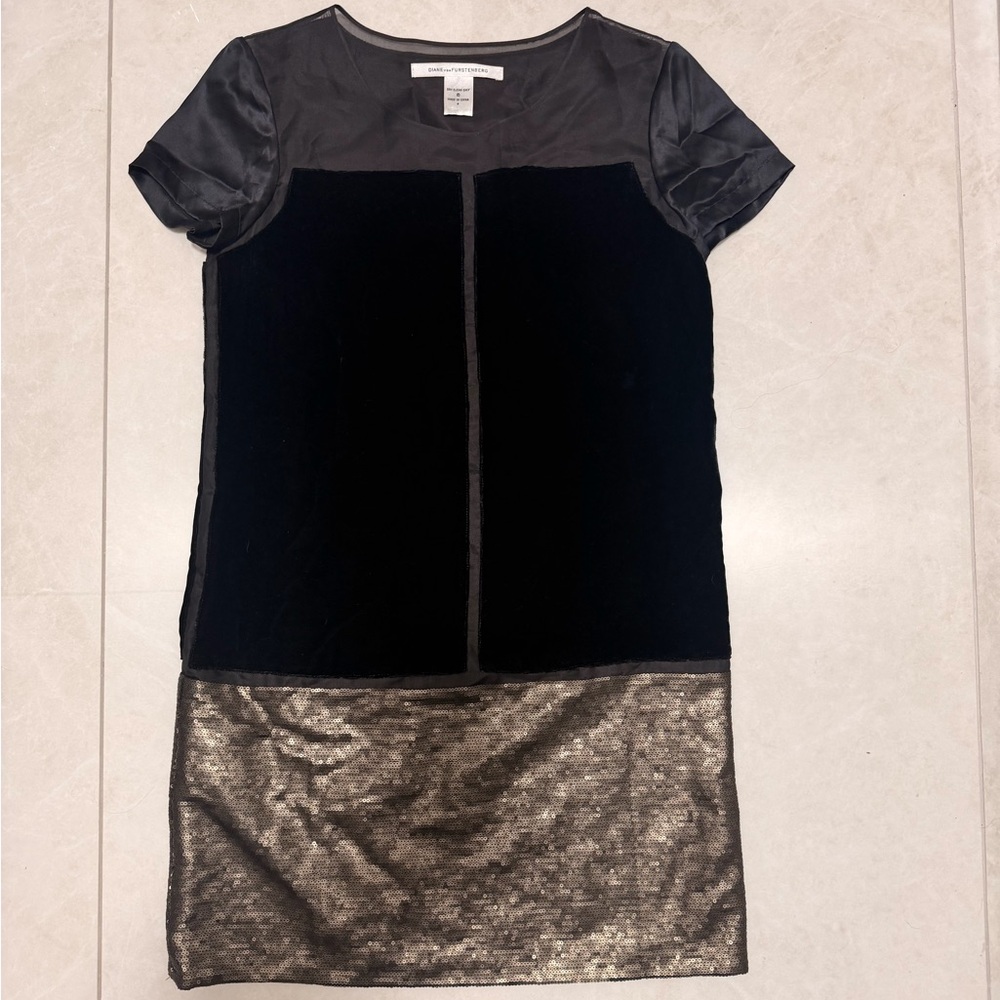Diane von Furstenberg Dress Womens 4 Black Velvet Sequin Sheer Shift